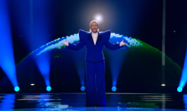 Nyderlandų atstovas diskvalifikuotas iš „Eurovizijos“, keičiasi Silvester Belt pasirodymo numeris
